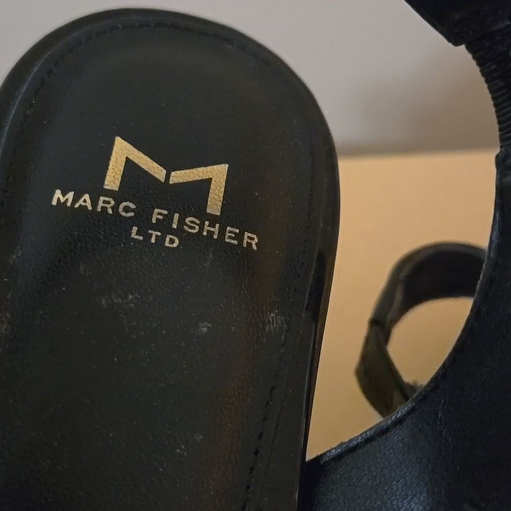 Marc Fisher Black Patent Slingback Flats Size 6.5 - Picture 3 of 8